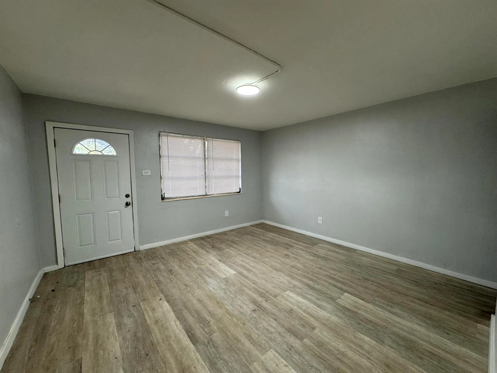 304 NW 14th Avenue, Fort Lauderdale, FL 33311 photo 2