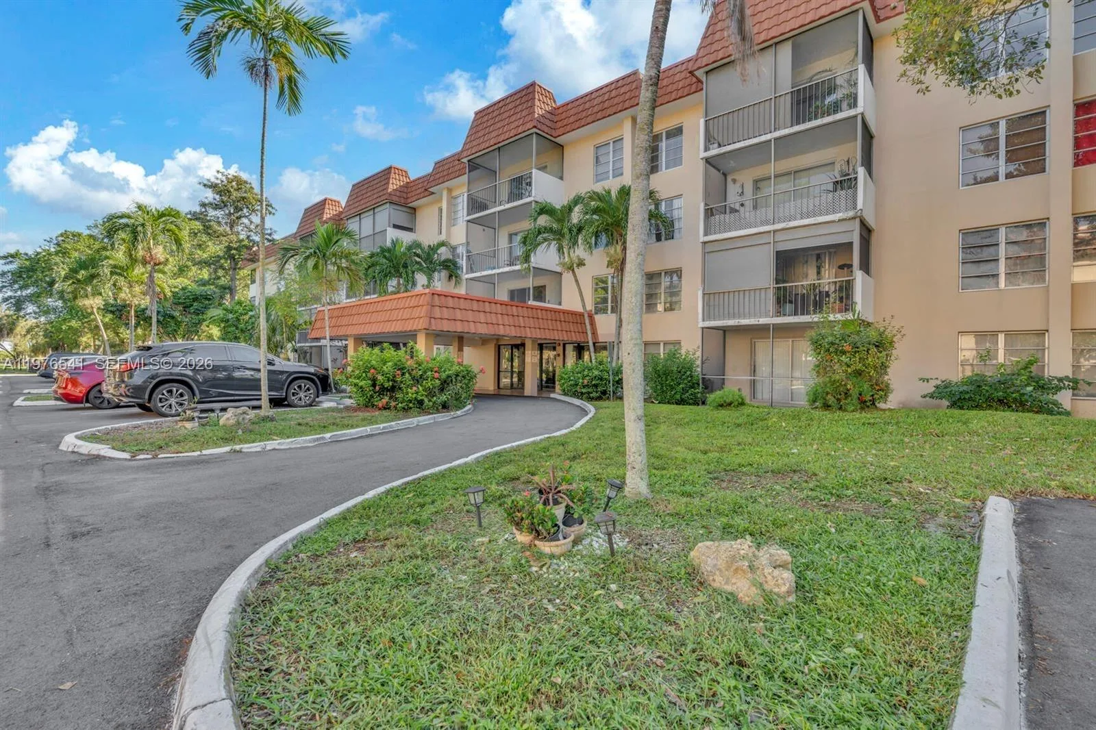 4166 Inverrary Dr # 410, Lauderhill, FL 33319 photo 7