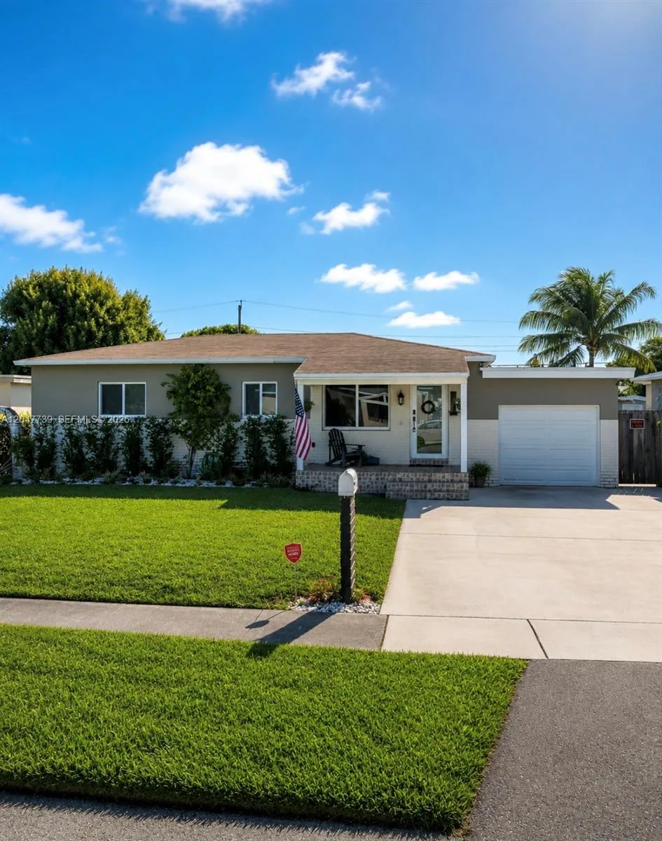 670 E 58th St, Hialeah, FL 33013