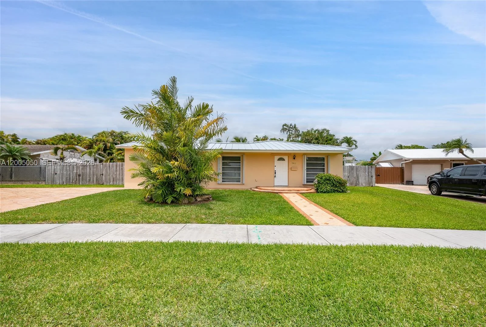9411 SW 185th Ter, Cutler Bay, FL 33157