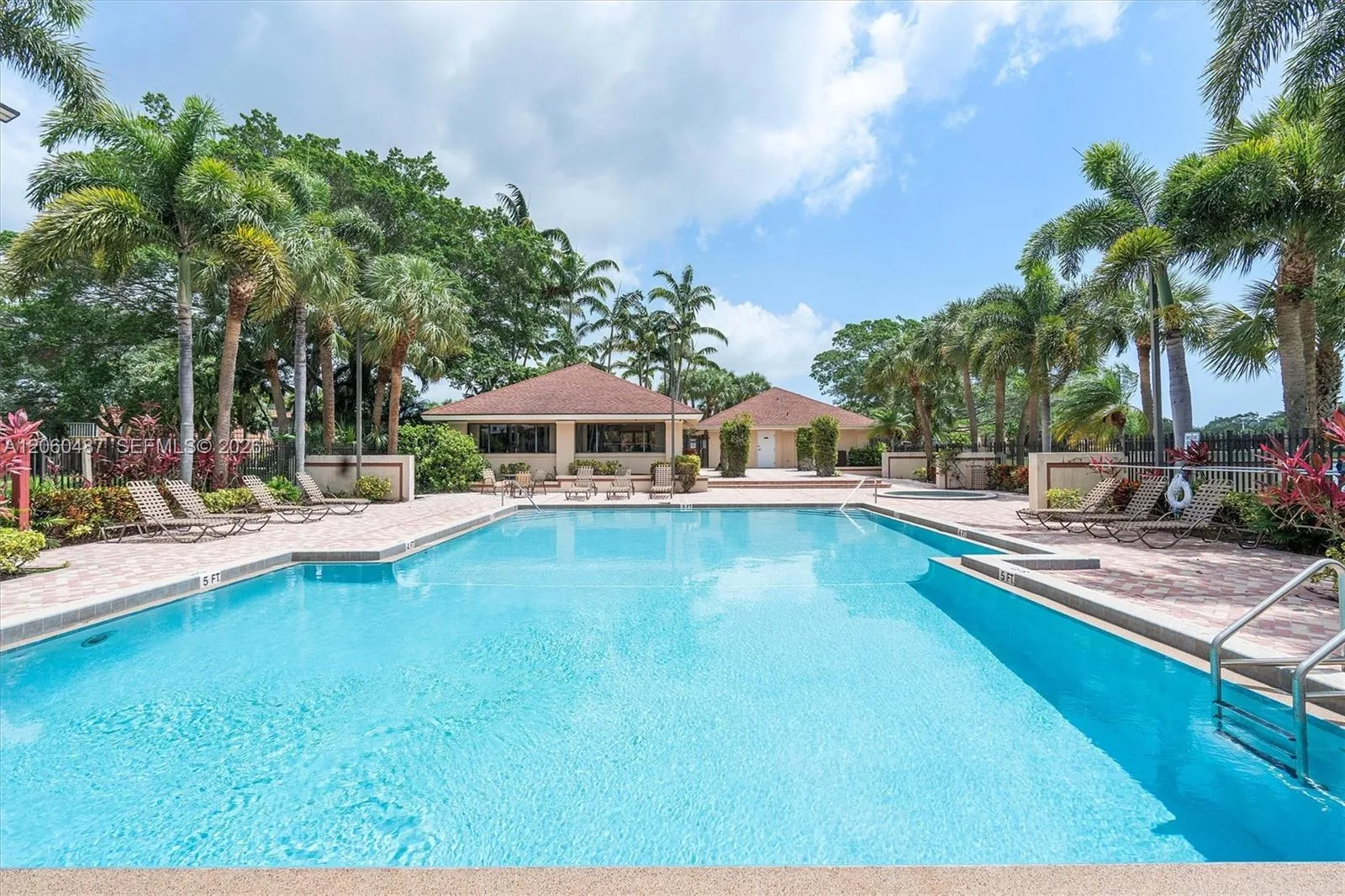 839 Blue Ridge Cir # 839, West Palm Beach, FL 33409