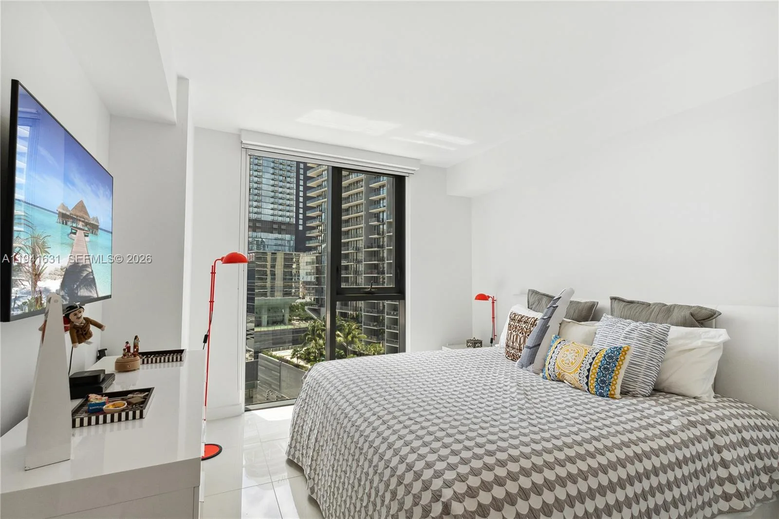 31 SE 6 # 2007, Miami, FL 33131 photo 12