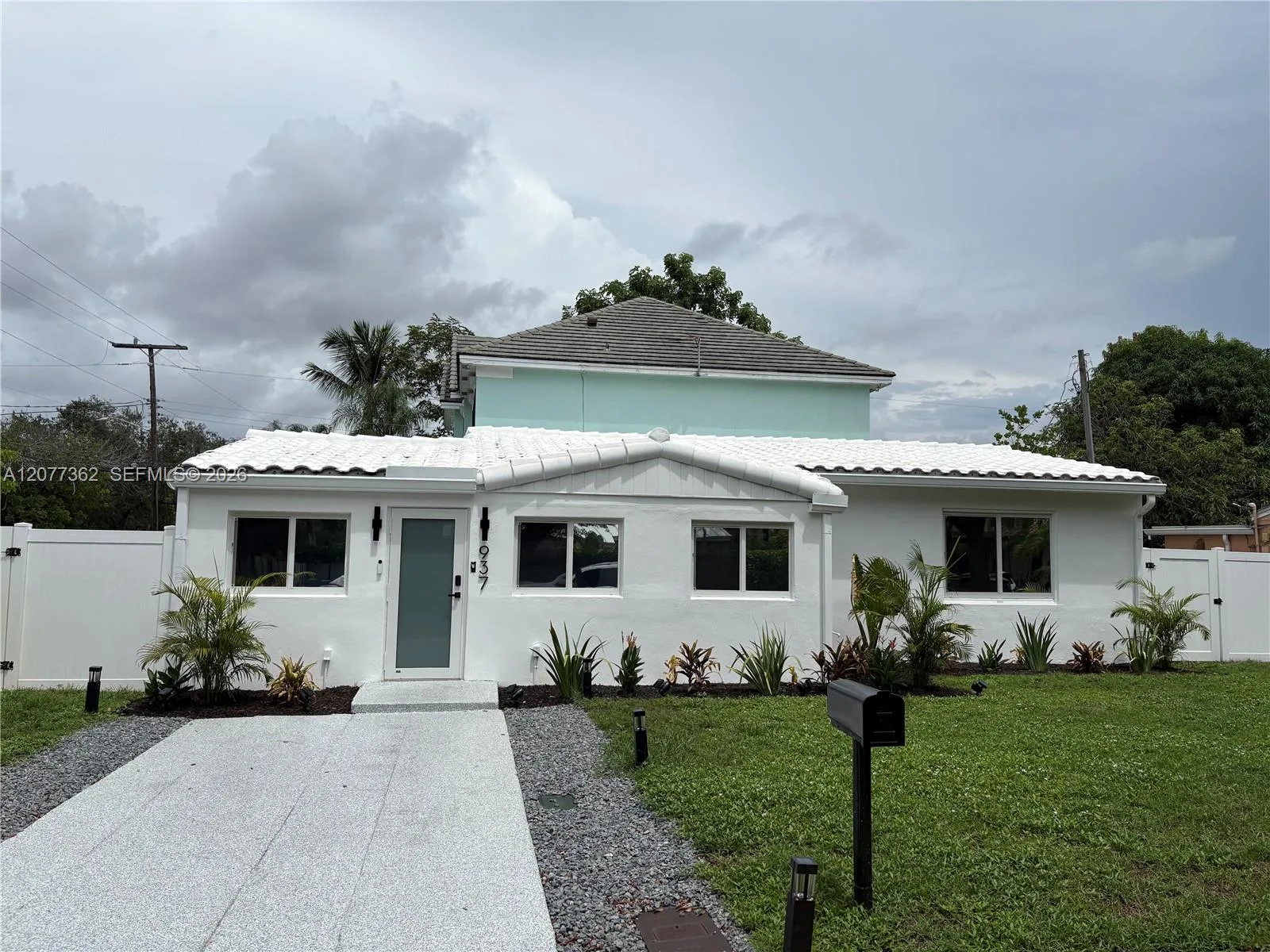 937 SW 18th Ct, Fort Lauderdale, FL 33315