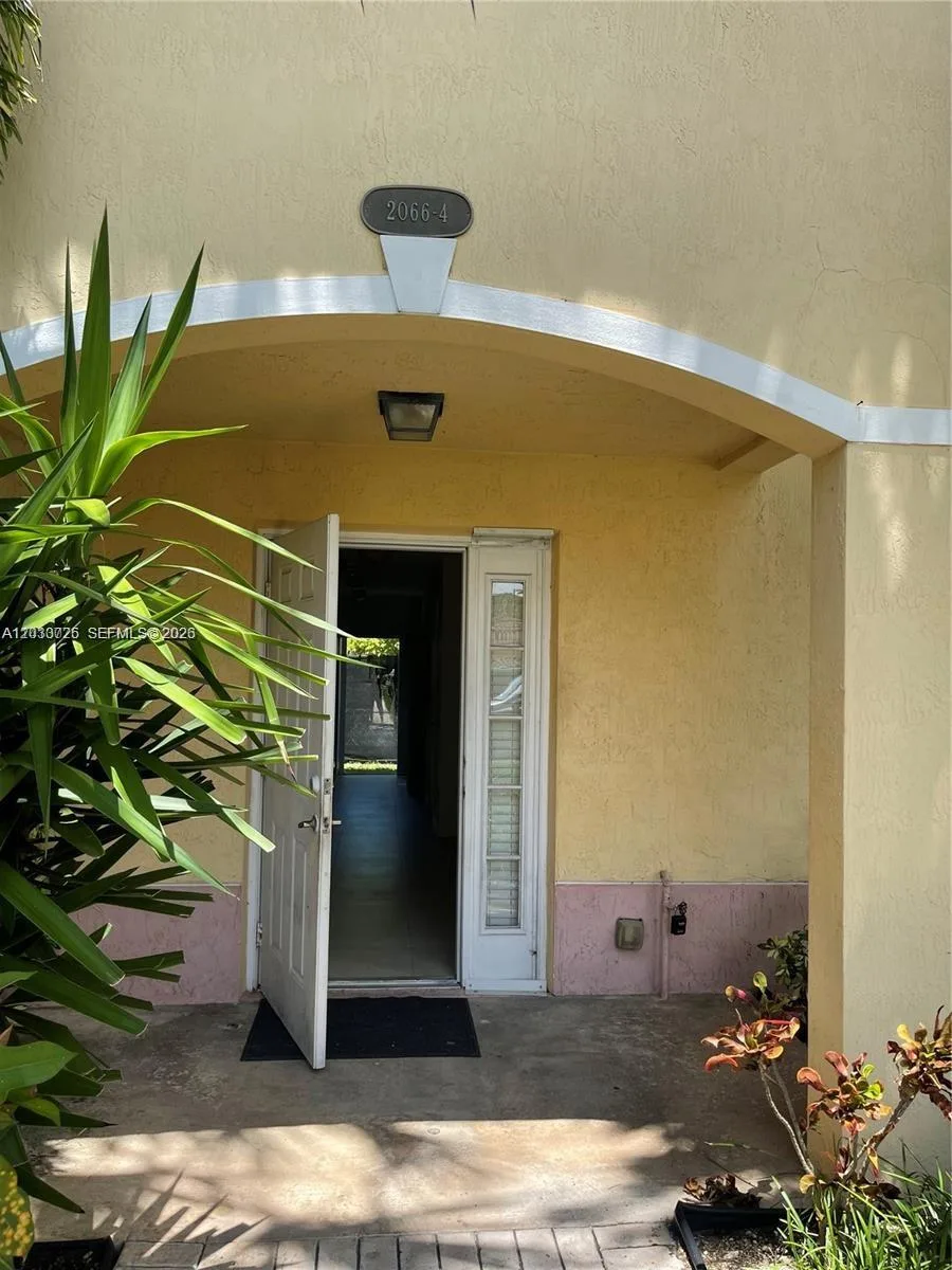 2066 NE 167th St # 3-108, North Miami Beach, FL 33162 photo 3