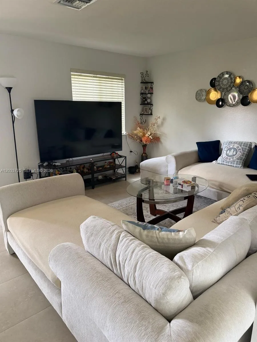 2066 NE 167th St # 3-108, North Miami Beach, FL 33162 photo 8
