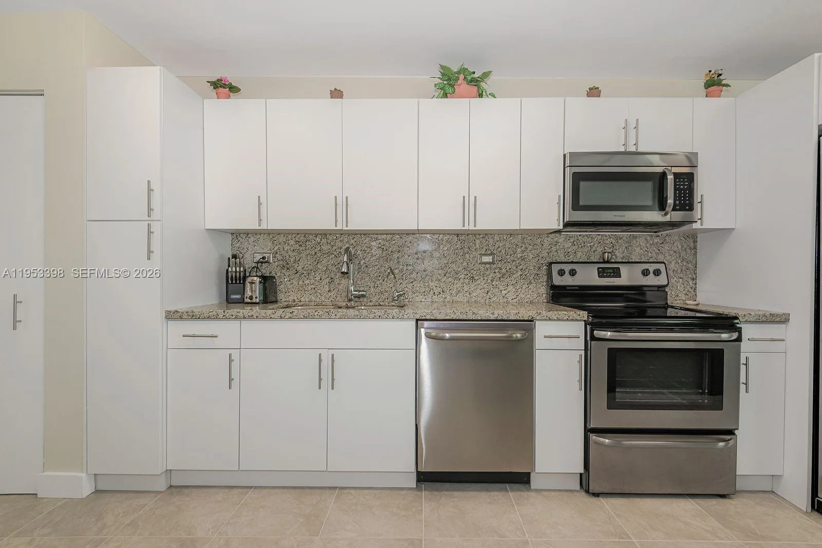7135 Collins Ave # 722, Miami Beach, FL 33141 photo 8