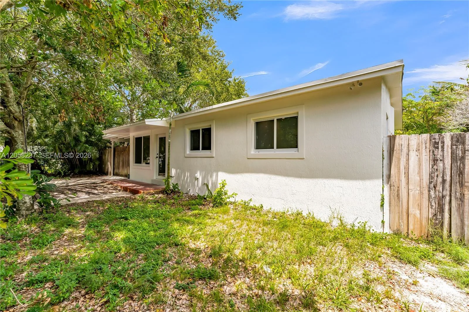 3611 SW 36th St, West Park, FL 33023 photo 2