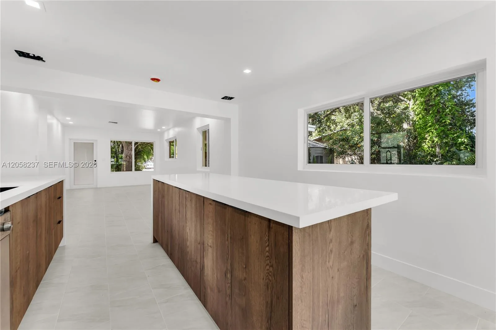 3611 SW 36th St, West Park, FL 33023 photo 9