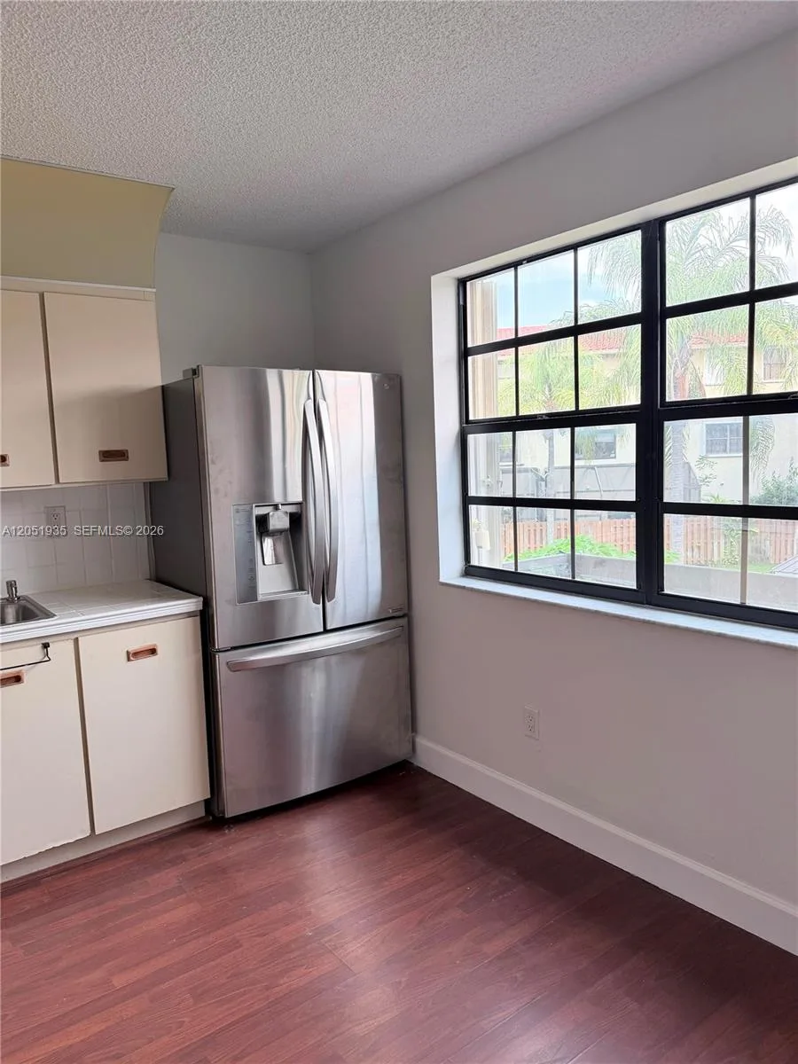 9850 Hammocks Blvd # 107, Miami, FL 33196 photo 5