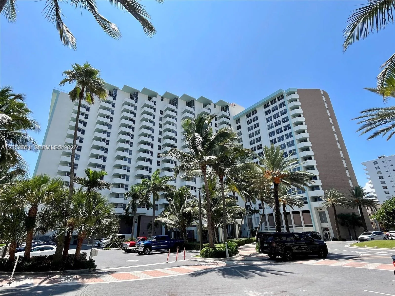 2899 Collins Ave # 724, Miami Beach, FL 33140