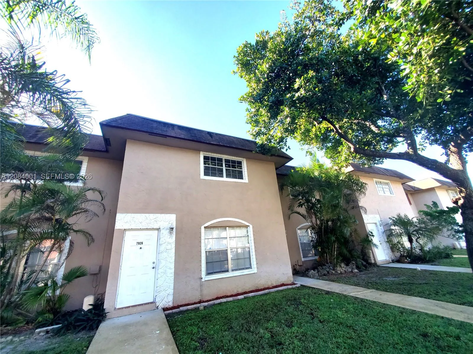 7926 Kimberly Blvd # 202, North Lauderdale, FL 33068