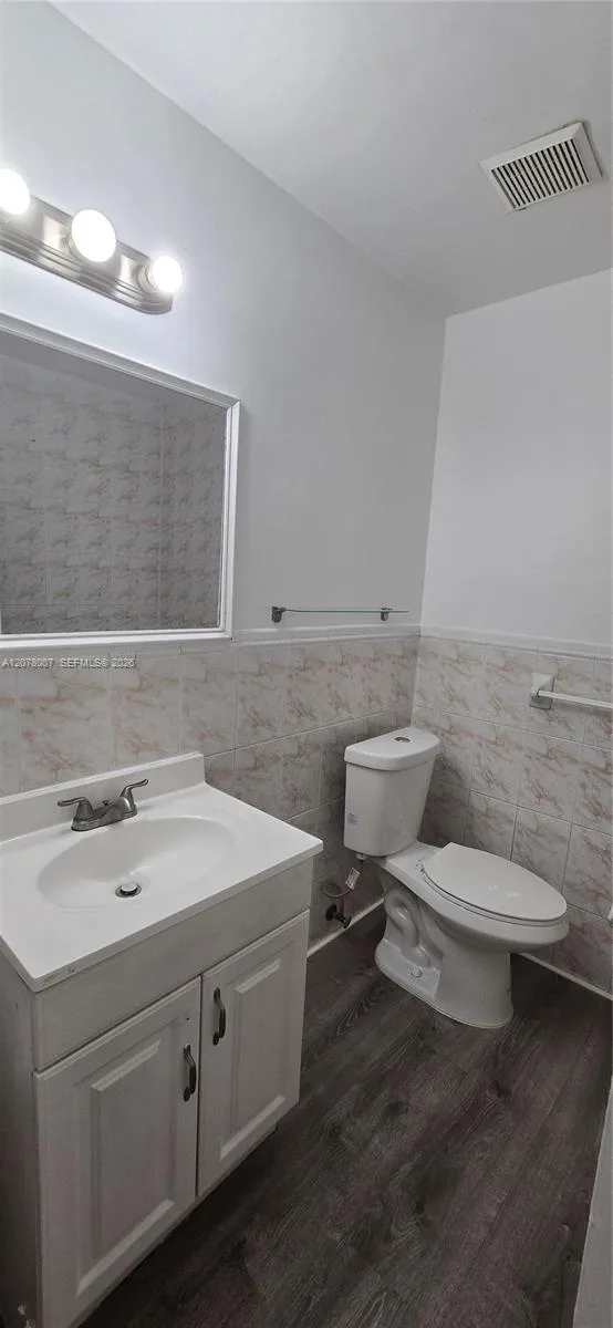 8027 NW 8th St # 13, Miami, FL 33126 photo 11