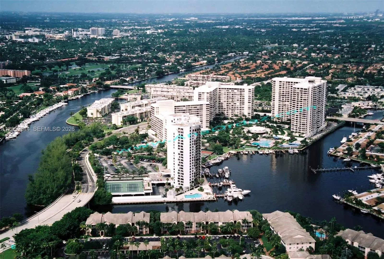 2500 Parkview Dr # 1804, Hallandale Beach, FL 33009