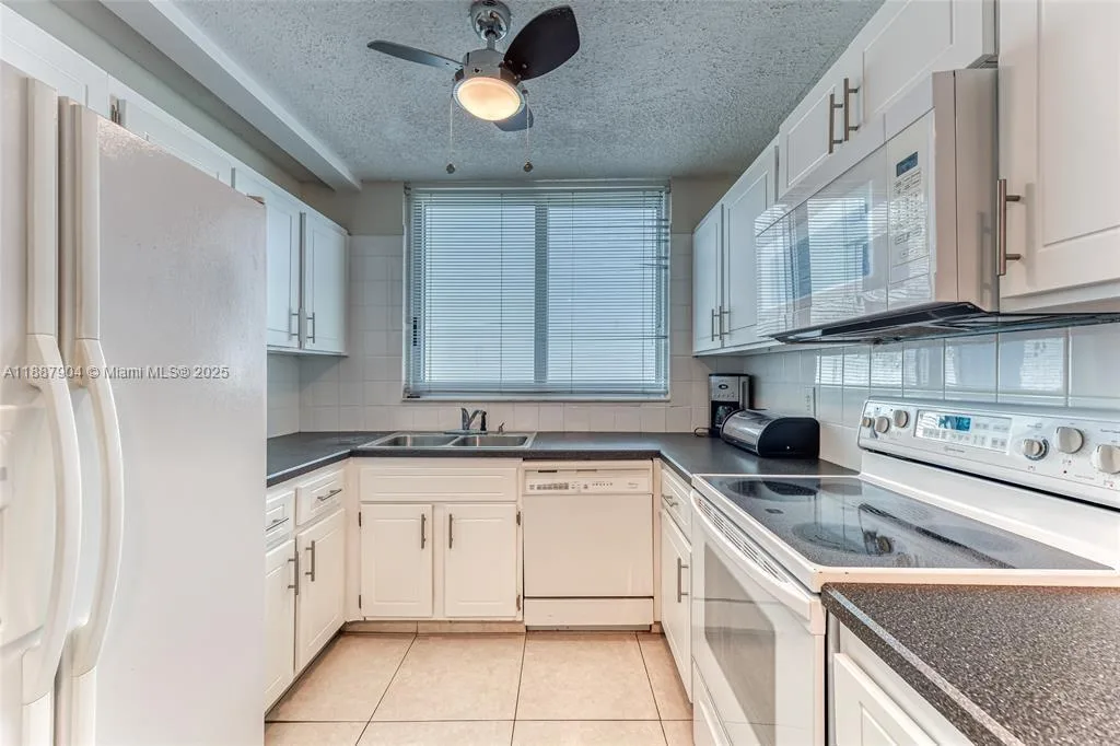 1360 S Ocean Blvd # 304, Pompano Beach, FL 33062 photo 6