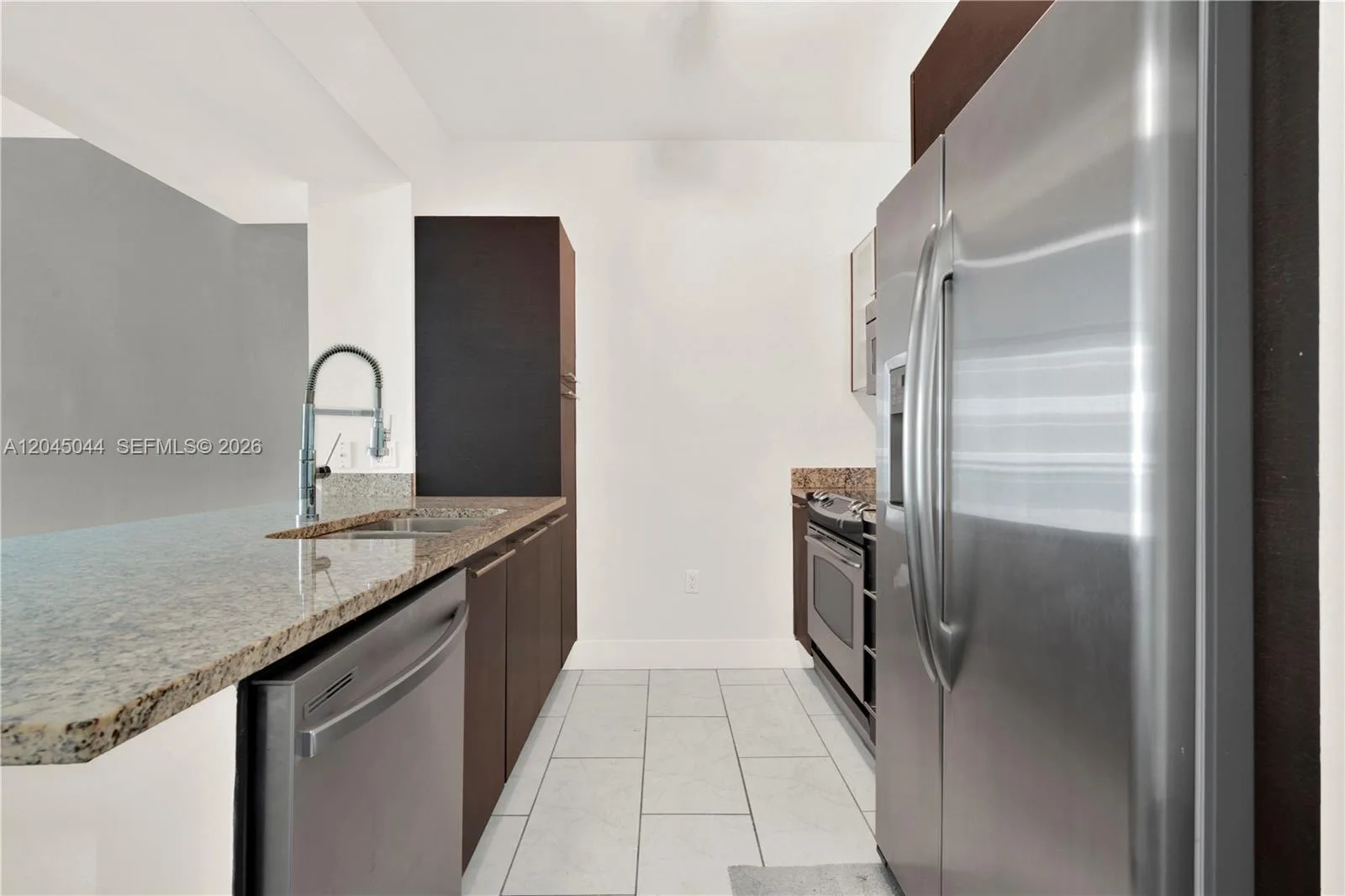 950 Brickell Bay Dr # 802, Miami, FL 33131 photo 5