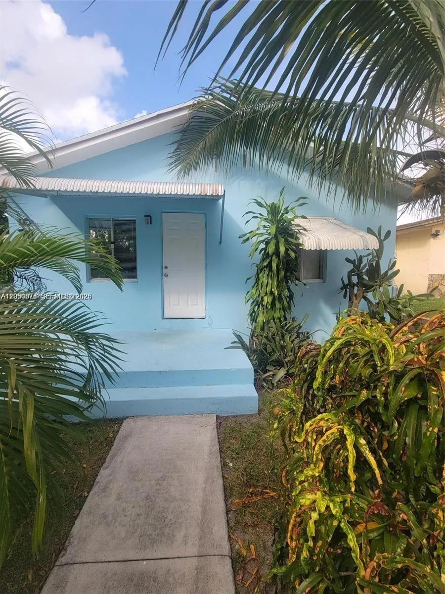 5743 Lincoln St # 1, Hollywood, FL 33021