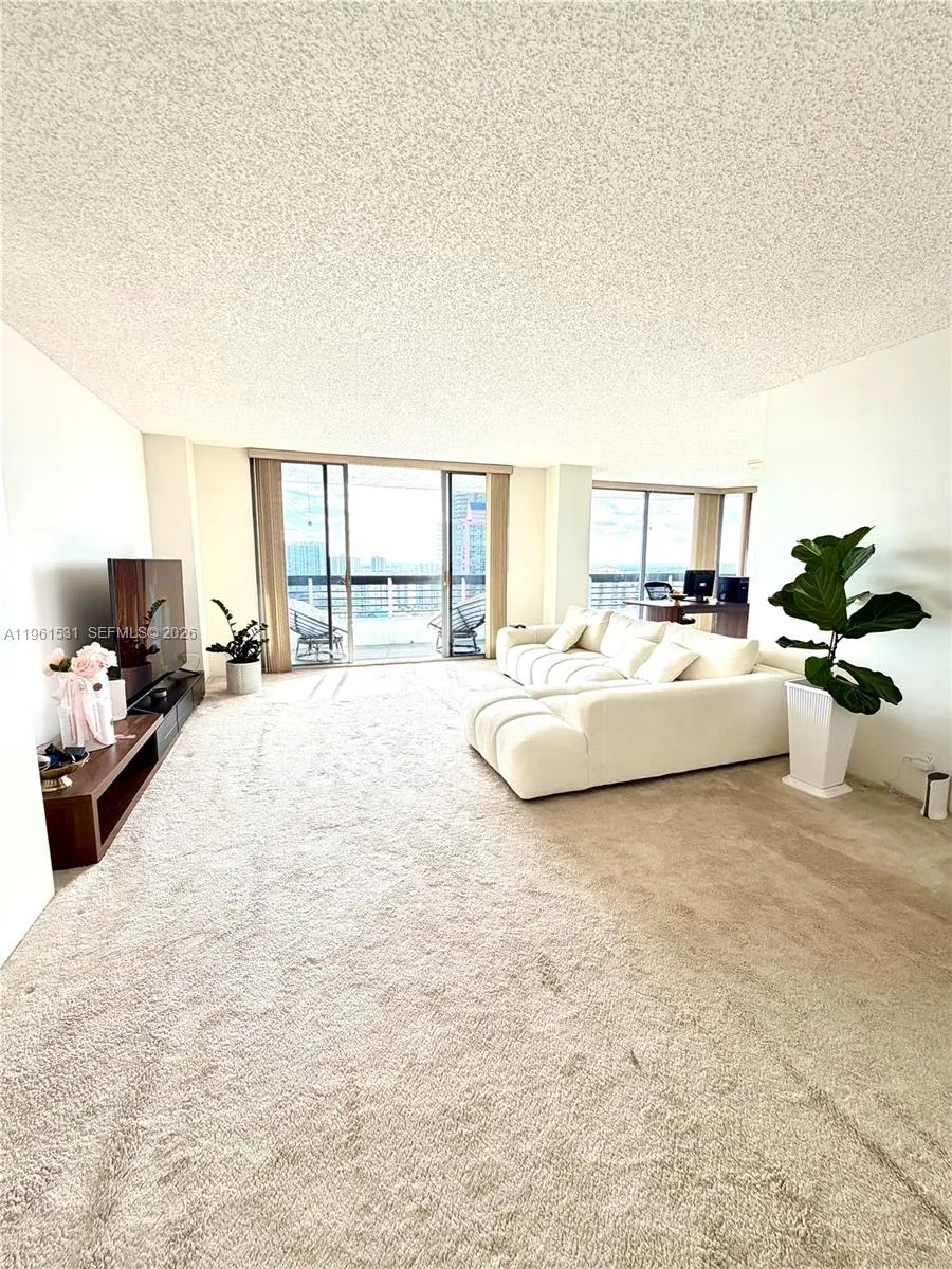 3530 Mystic Pointe Dr # 2605, Aventura, FL 33180 photo 3