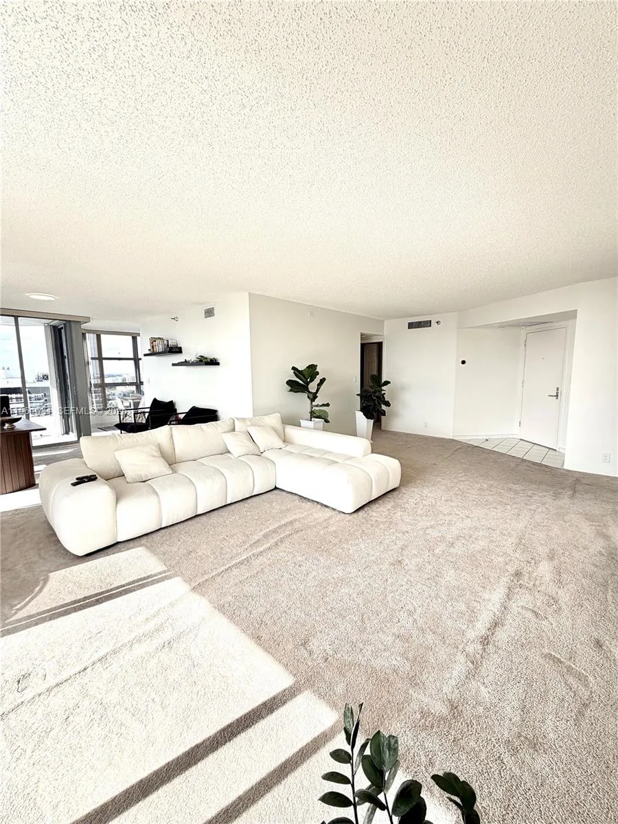 3530 Mystic Pointe Dr # 2605, Aventura, FL 33180 photo 4