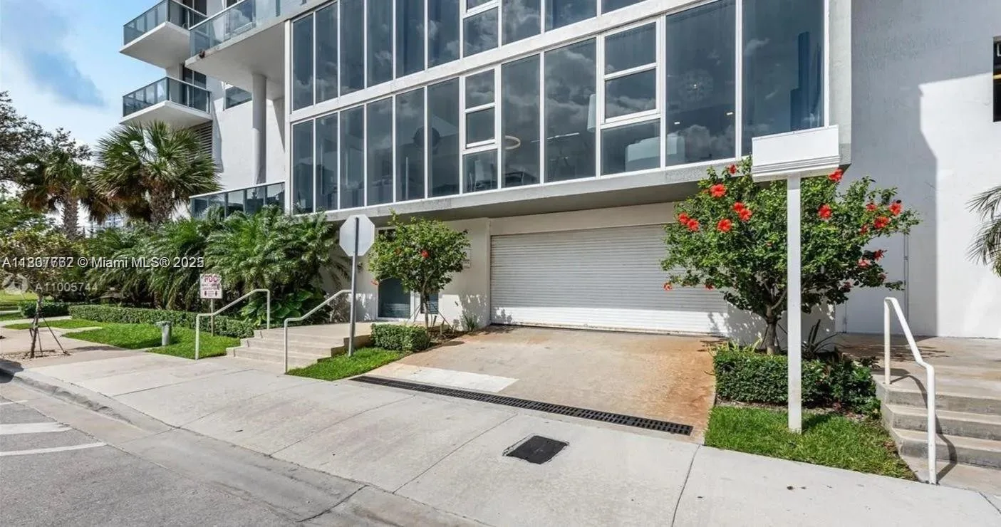 600 NE 27th St # 105, Miami, FL 33137 photo 3