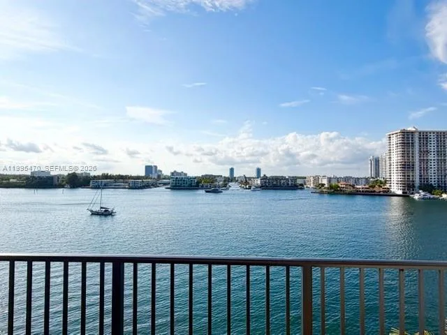 17100 N Bay Rd # 1604, Sunny Isles Beach, FL 33160 photo 2