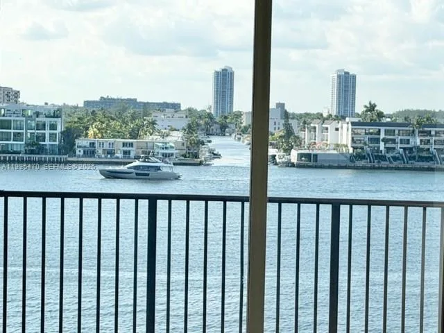 17100 N Bay Rd # 1604, Sunny Isles Beach, FL 33160 photo 3