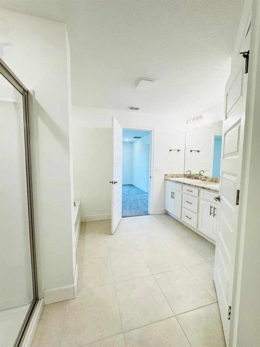 3009 SW Savona Boulevard, Port St. Lucie, FL 34953 photo 6