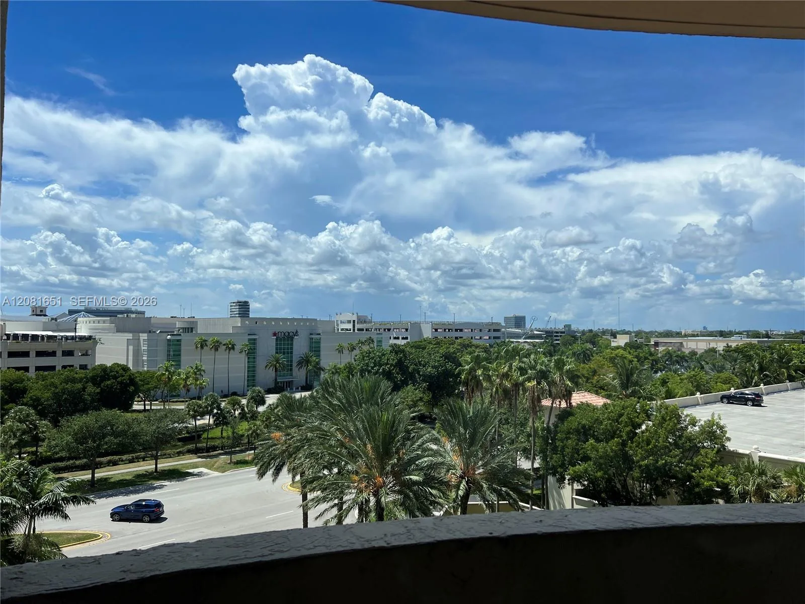 19501 W Country Club Dr # 611, Aventura, FL 33180 photo 5