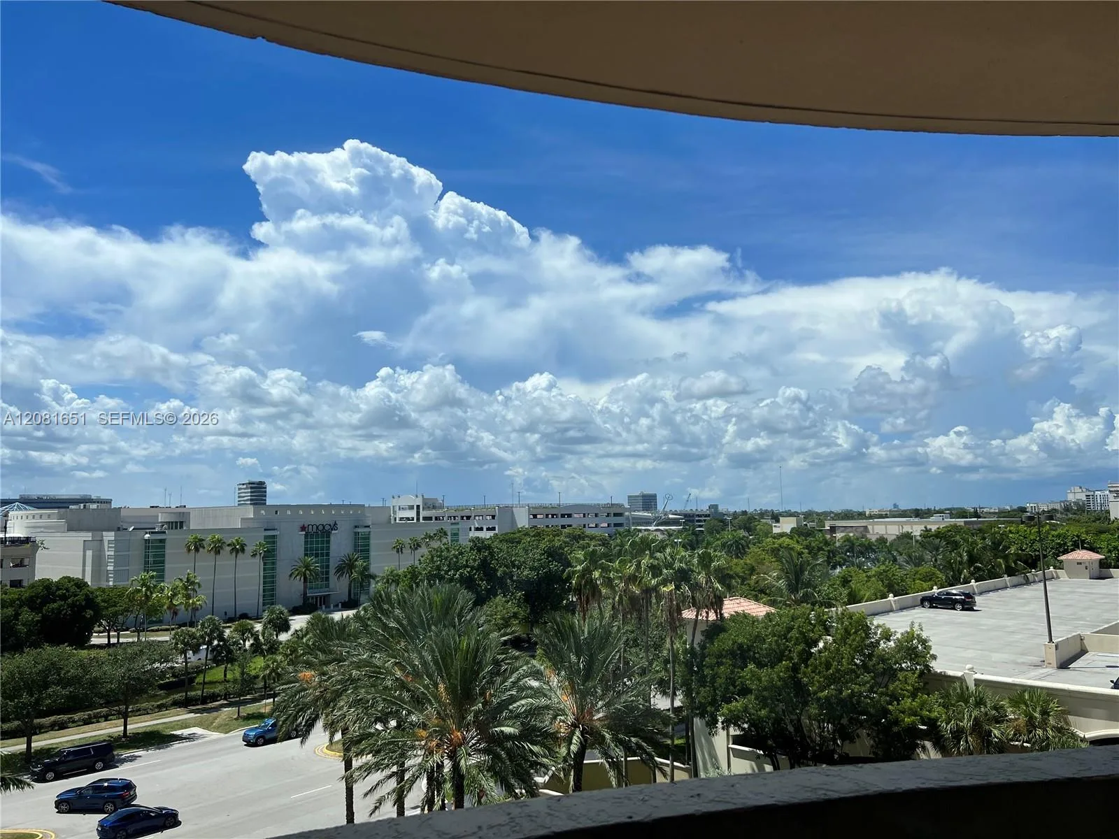 19501 W Country Club Dr # 611, Aventura, FL 33180 photo 6