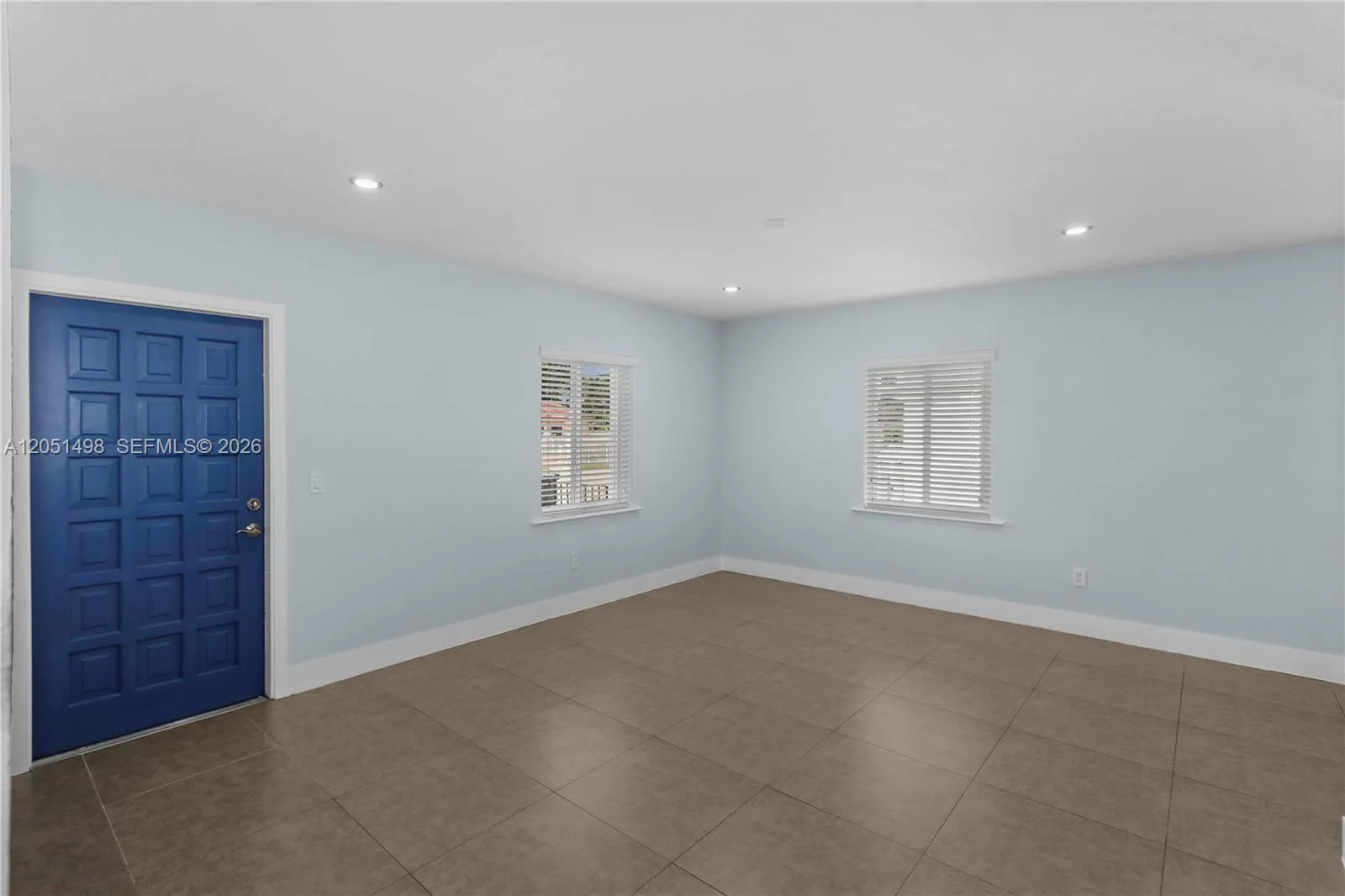 3171 NW 17th St, Miami, FL 33125 photo 4