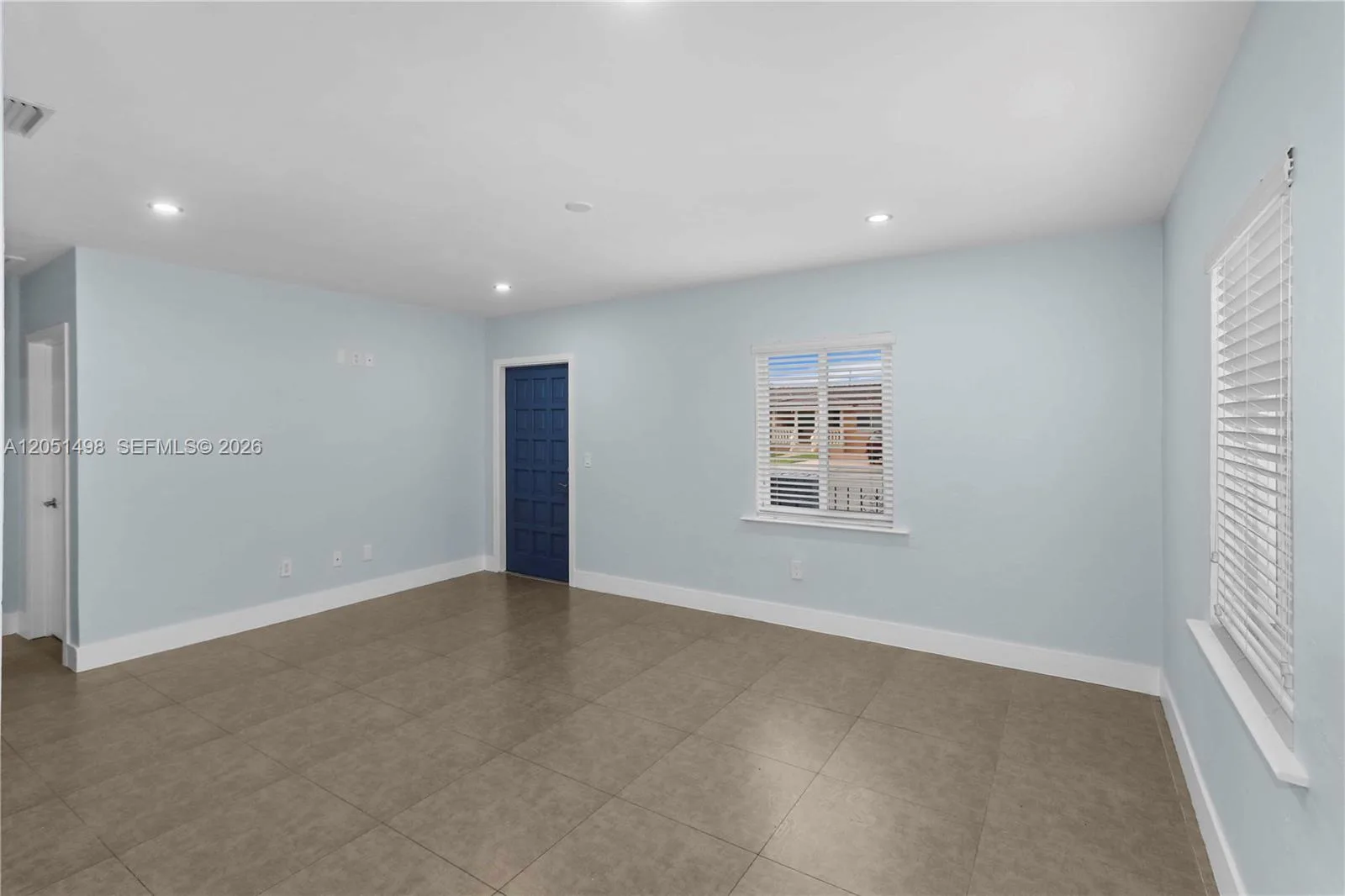 3171 NW 17th St, Miami, FL 33125 photo 5