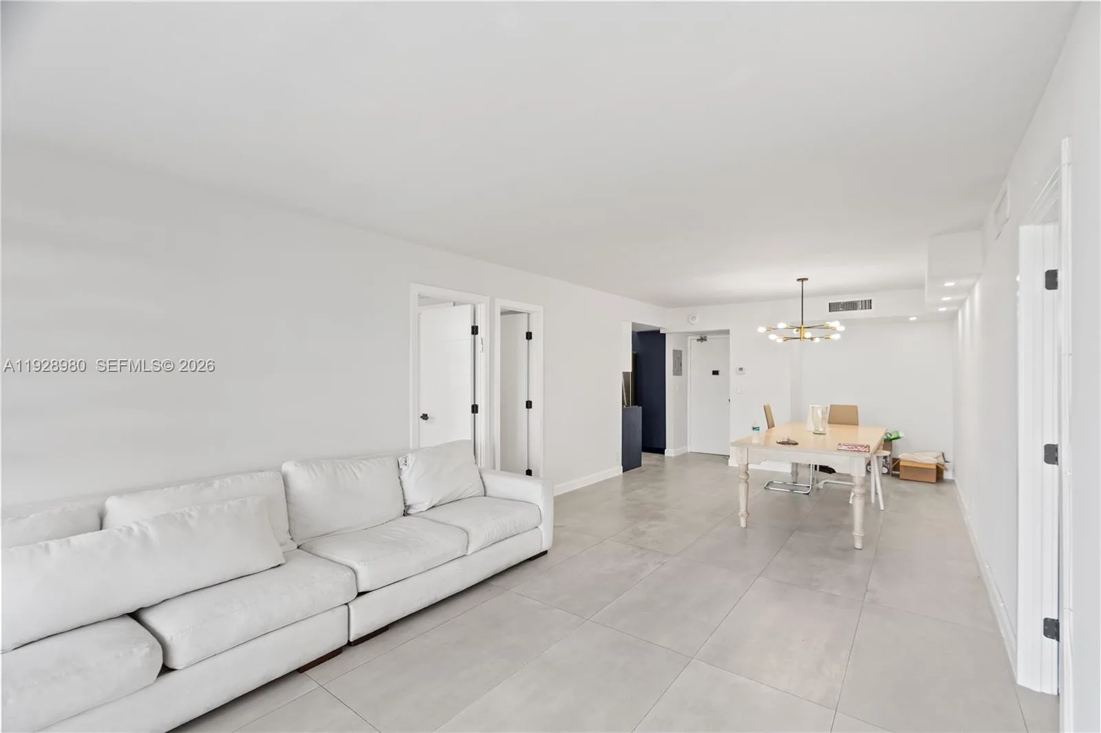 20301 W Country Club Dr # 722, Aventura, FL 33180 photo 11