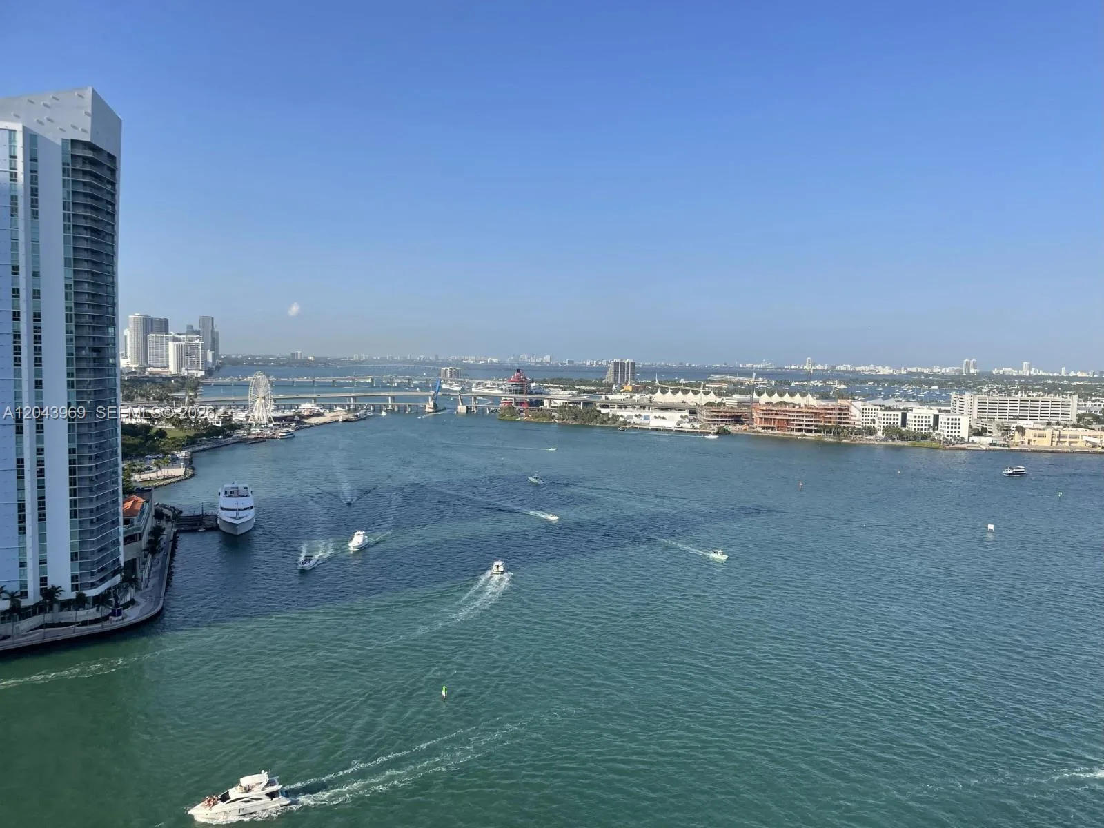 888 Brickell Key Dr # 2610, Miami, FL 33131
