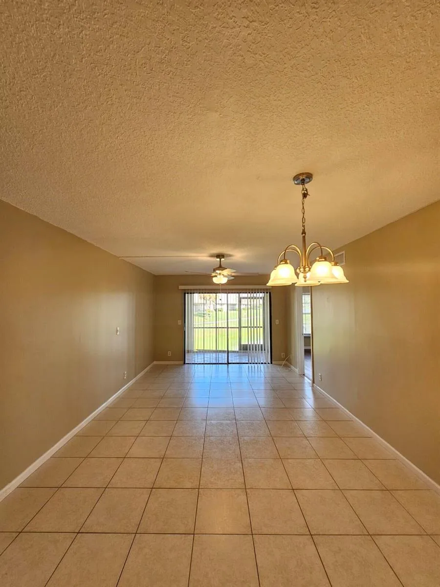 2600 GREENWOOD Terrace # 102, Boca Raton, FL 33431