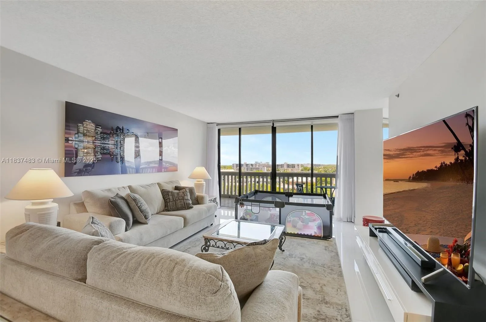 2000 Island Blvd # 808, Aventura, FL 33160