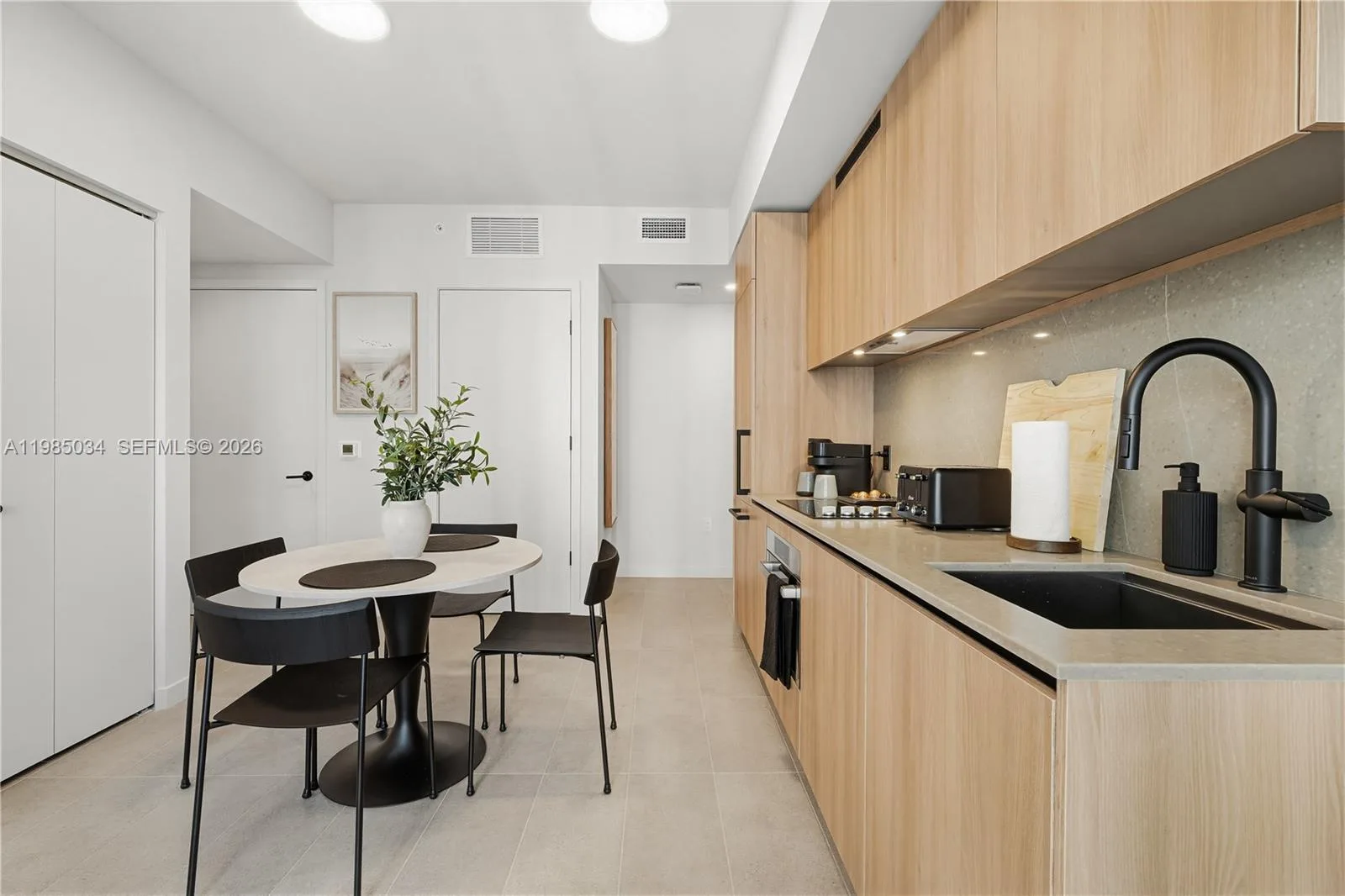 121 NE 5th St # 2706, Miami, FL 33132 photo 11