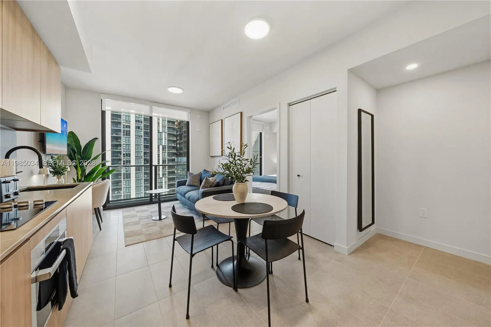 121 NE 5th St # 2706, Miami, FL 33132 photo 6