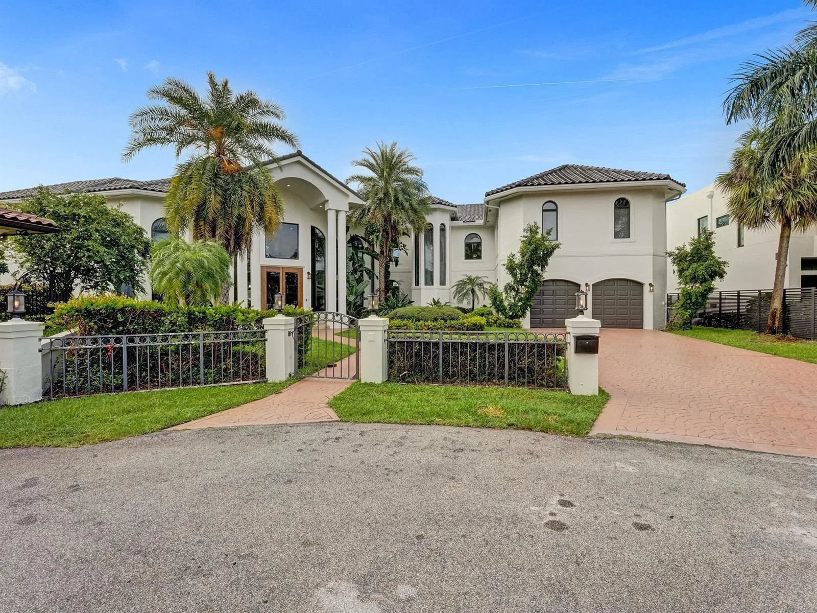 2584 SE 12th Street, Pompano Beach, FL 33062 photo 3