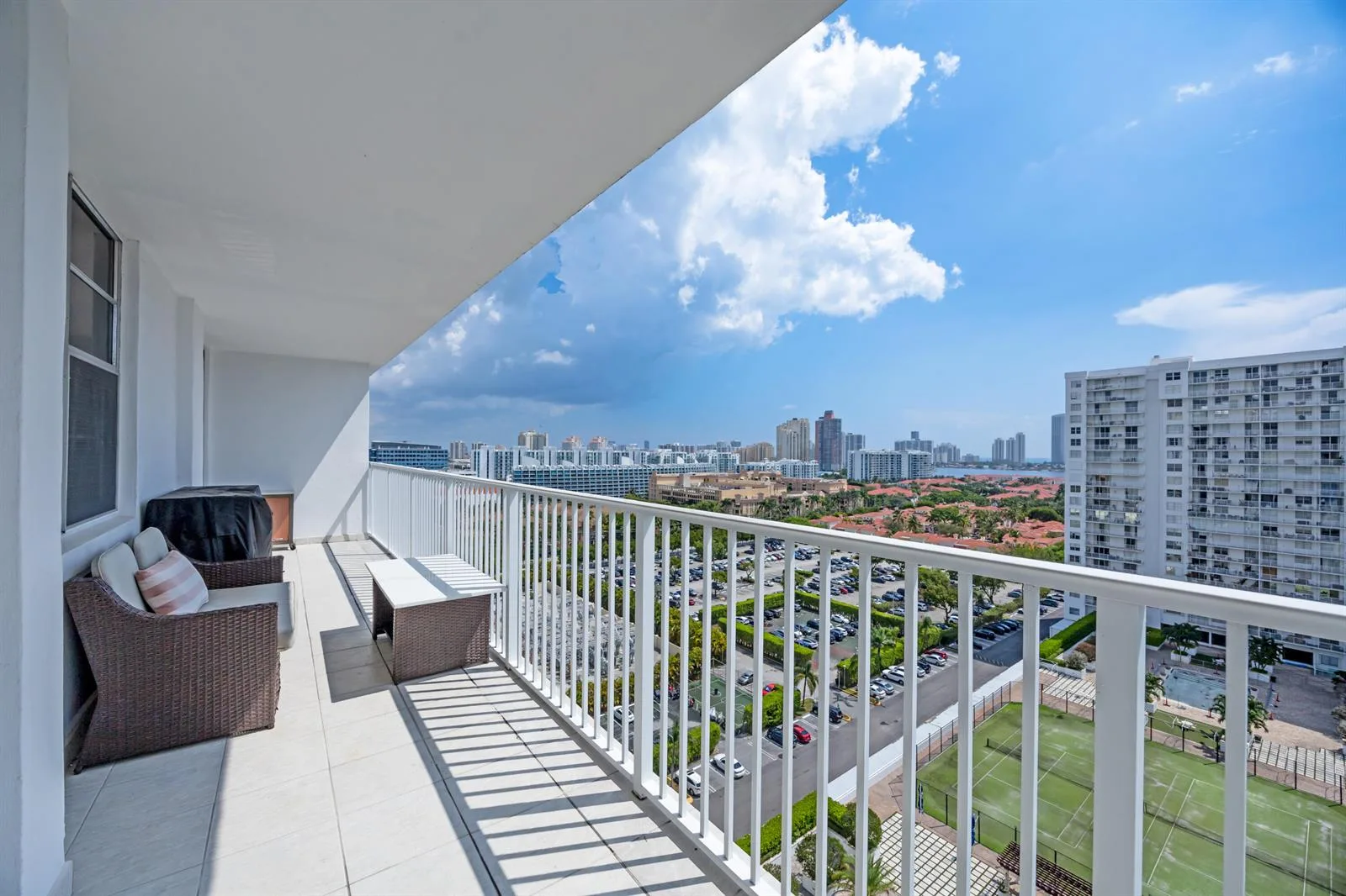 2801 NE 183rd Street # 1606w, Aventura, FL 33160 photo 3
