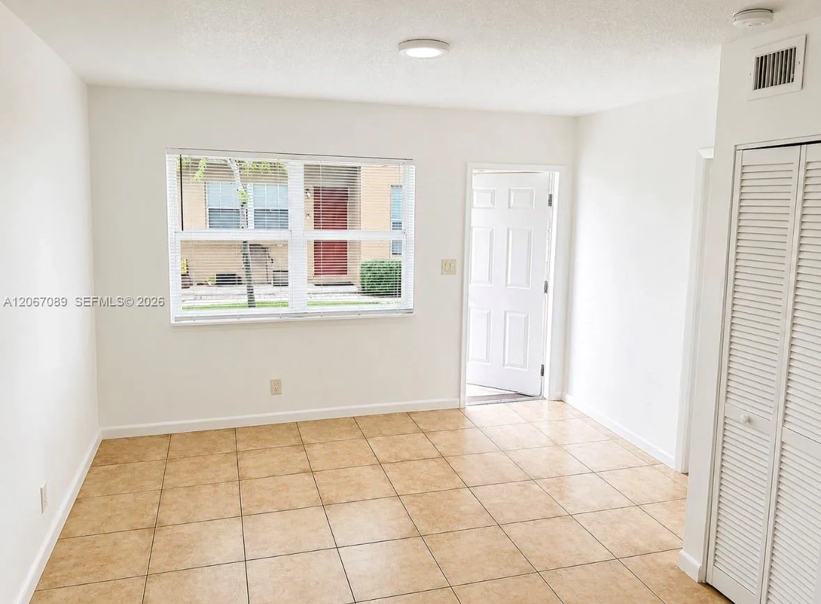 272 SW 3rd St # A-D, Deerfield Beach, FL 33441 photo 2