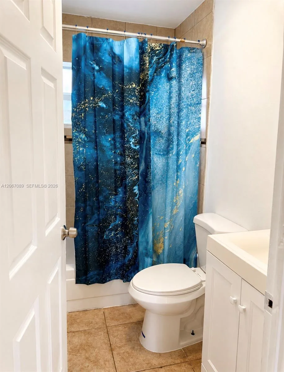 272 SW 3rd St # A-D, Deerfield Beach, FL 33441 photo 8