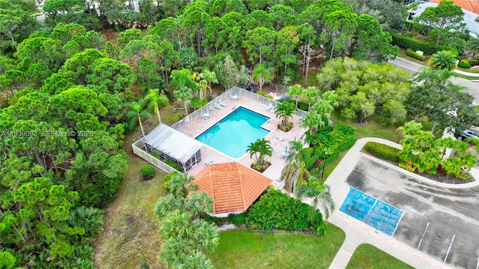 7109 SE Walden Pond Ct, Stuart, FL 34997 photo 3