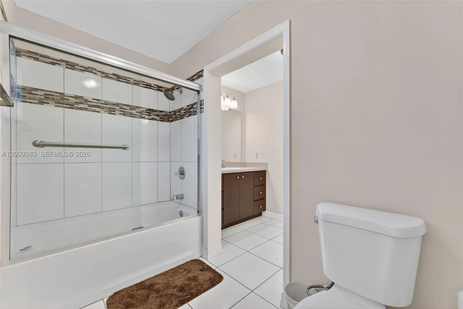 2450 NW 108th St, Miami, FL 33167 photo 9