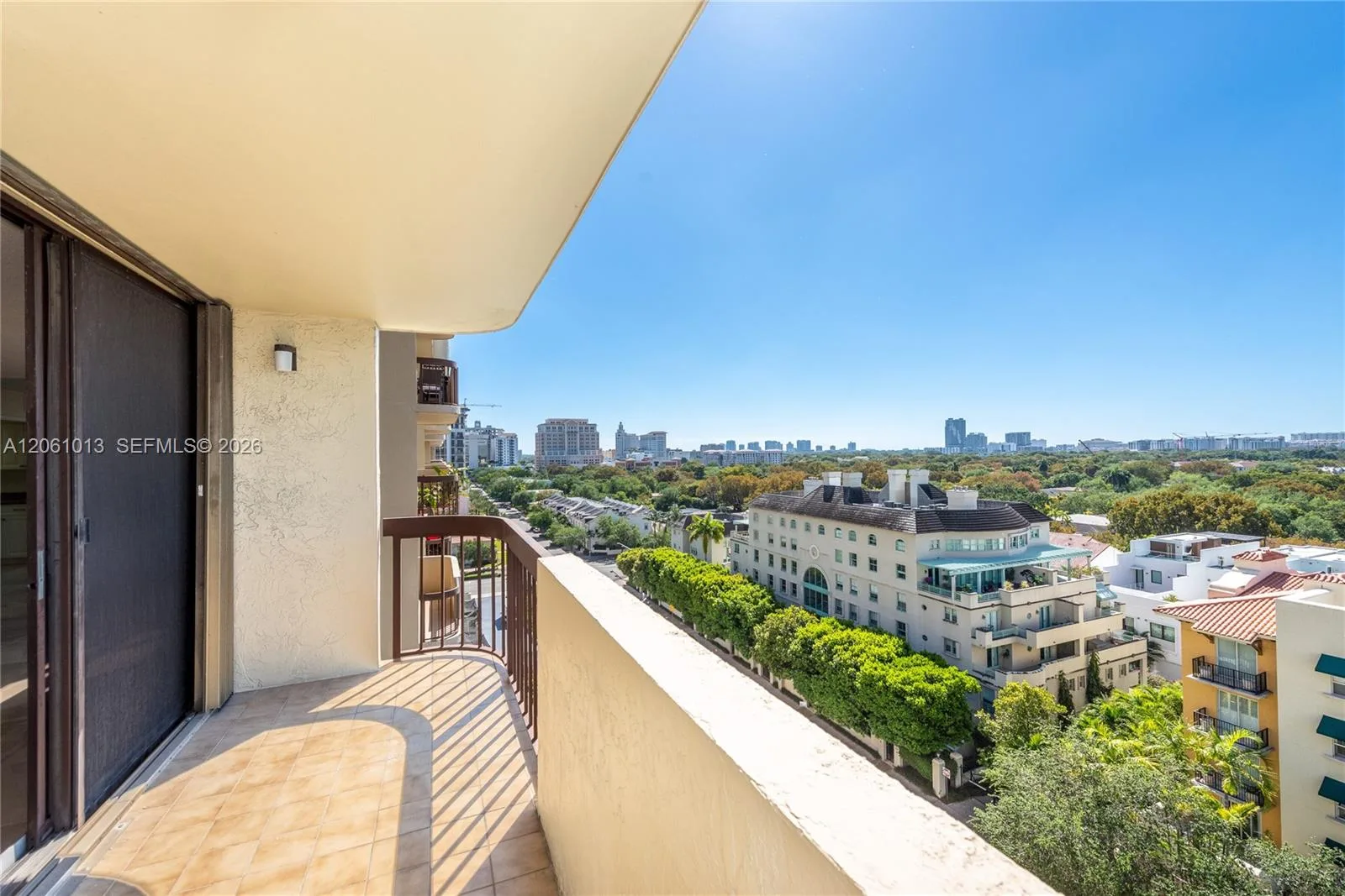 600 Biltmore Way # 1014, Coral Gables, FL 33134 photo 2