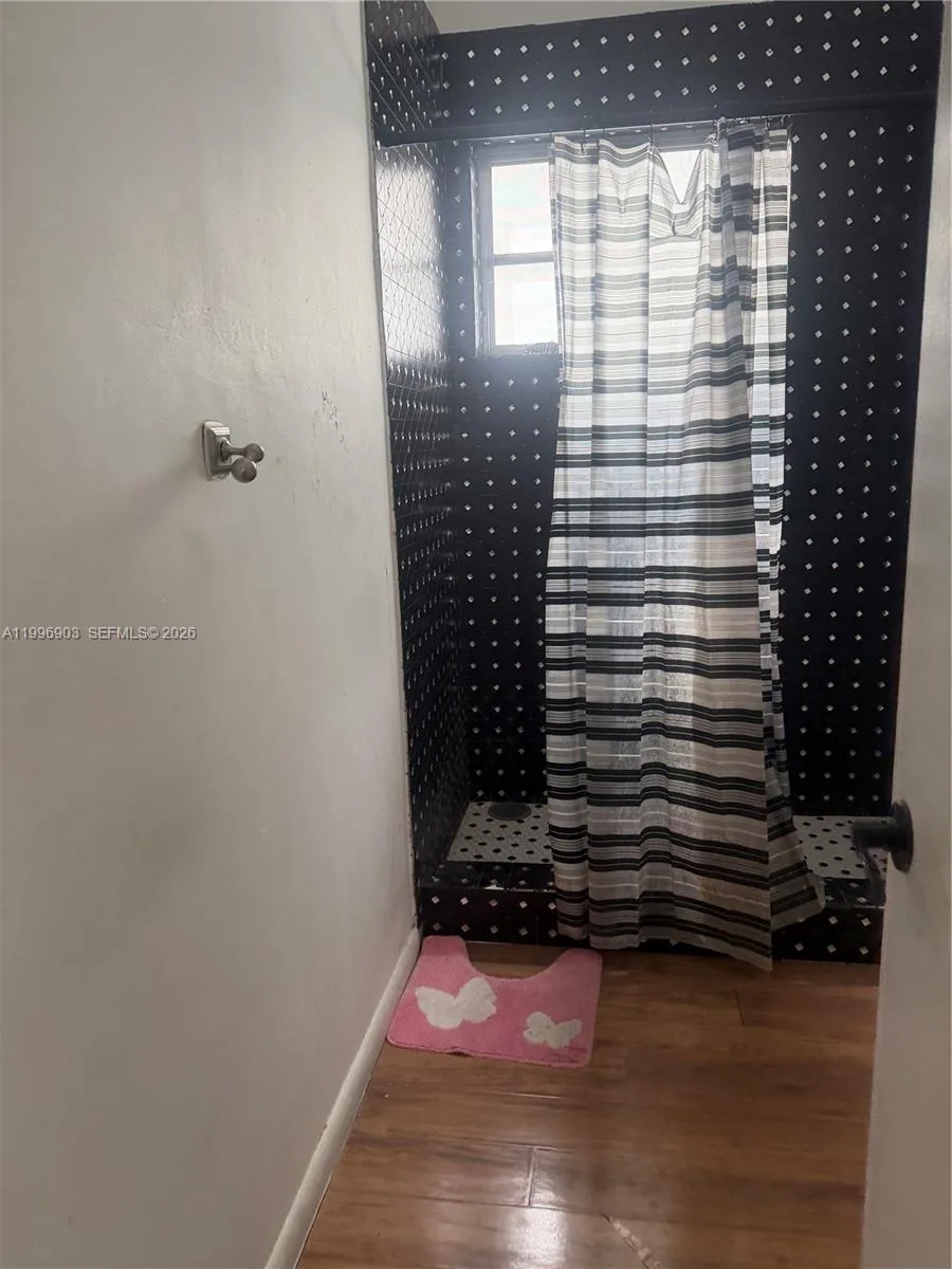634 SW 10th Ave, Miami, FL 33130 photo 11