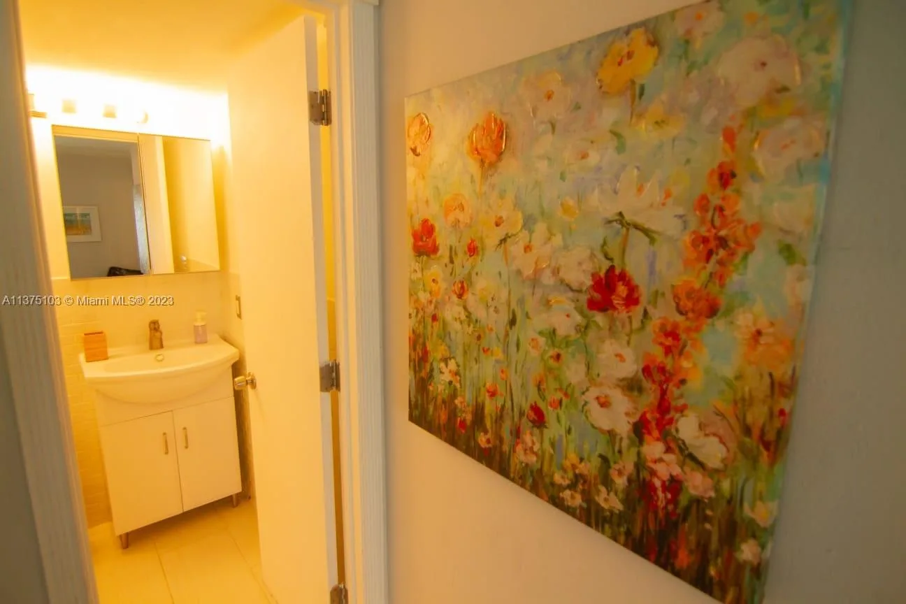 753 Michigan Ave # 2C, Miami Beach, FL 33139 photo 3