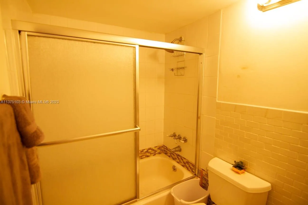 753 Michigan Ave # 2C, Miami Beach, FL 33139 photo 7