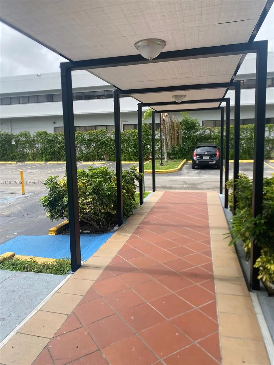 16450 NW 2nd Ave # 206, Miami, FL 33169 photo 10