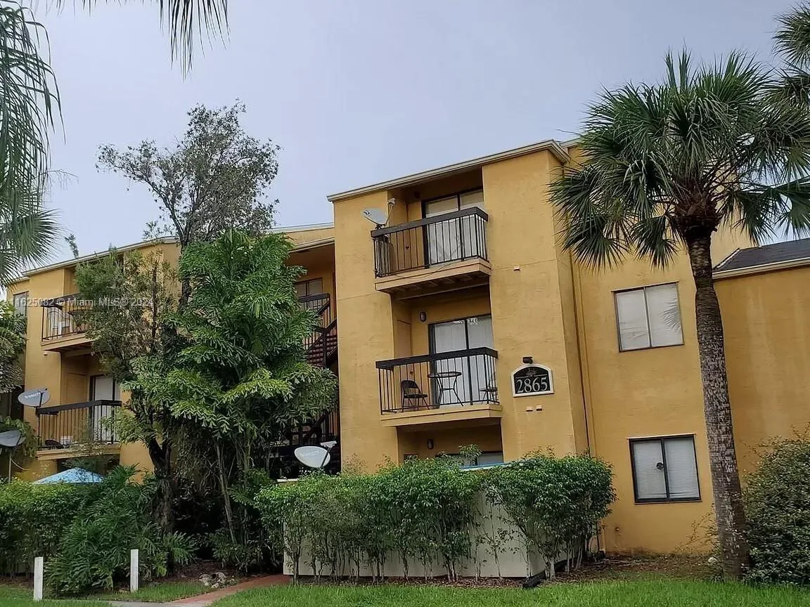 2865 Winckler Ave # 406, Fort Myers, FL 33916