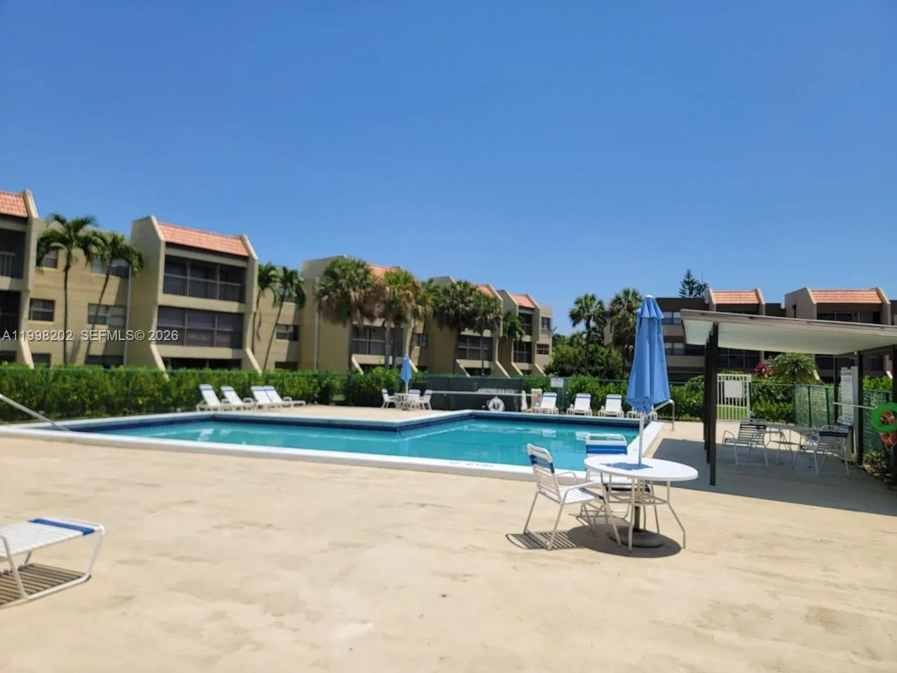 220 Lakeview Dr # 301, Weston, FL 33326 photo 13