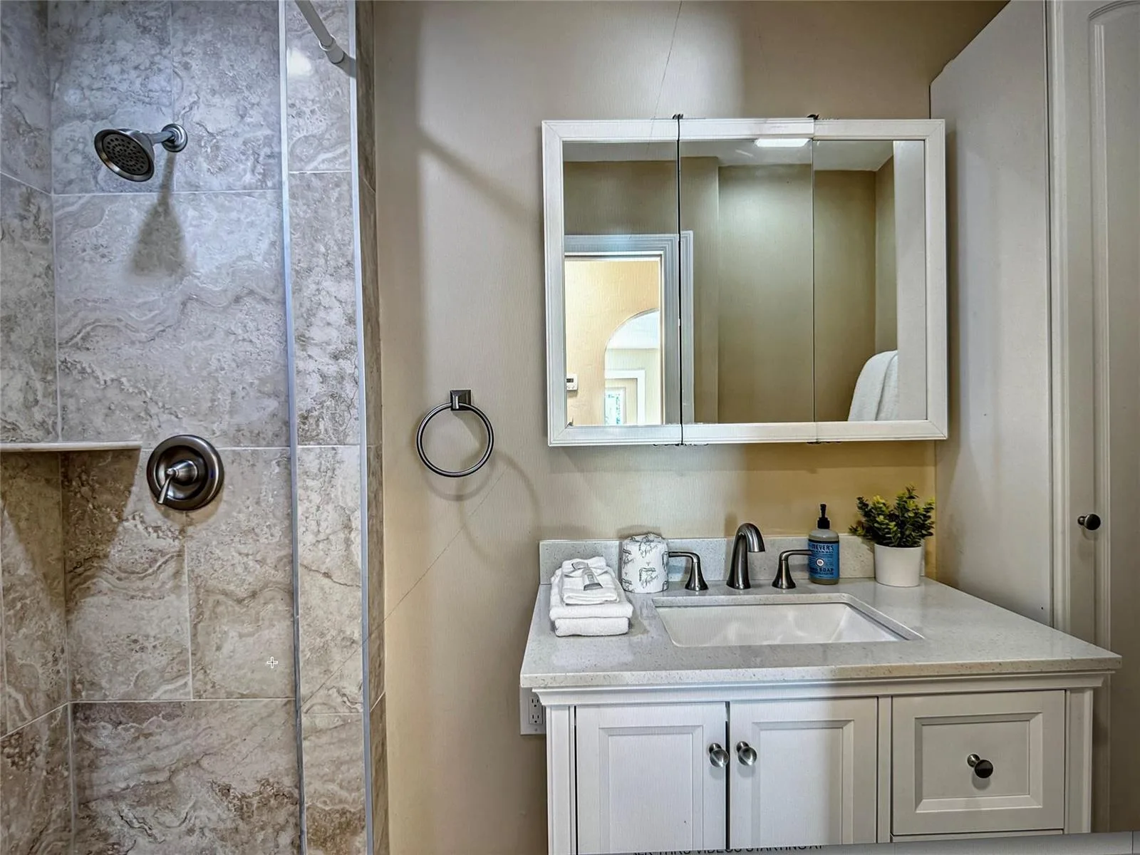 141 Rutland Boulevard, West Palm Beach, FL 33405